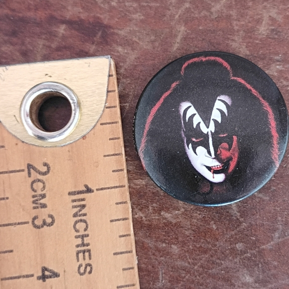 KISS Gene Simmons Demon Face Button Pin 1.25" Rock Band Collectible - Picture 6 of 6